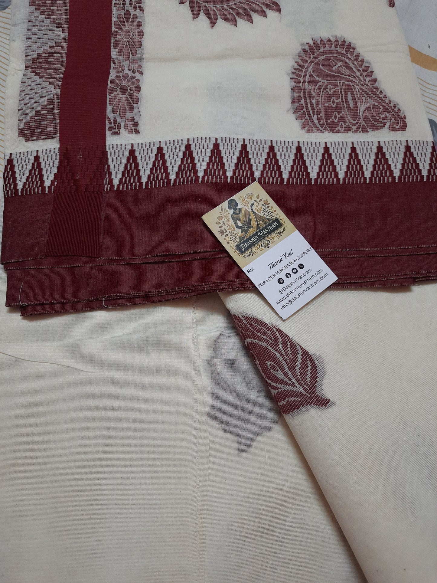 Kasavu Saree | Soft, organic cotton using traditional handloom techniques