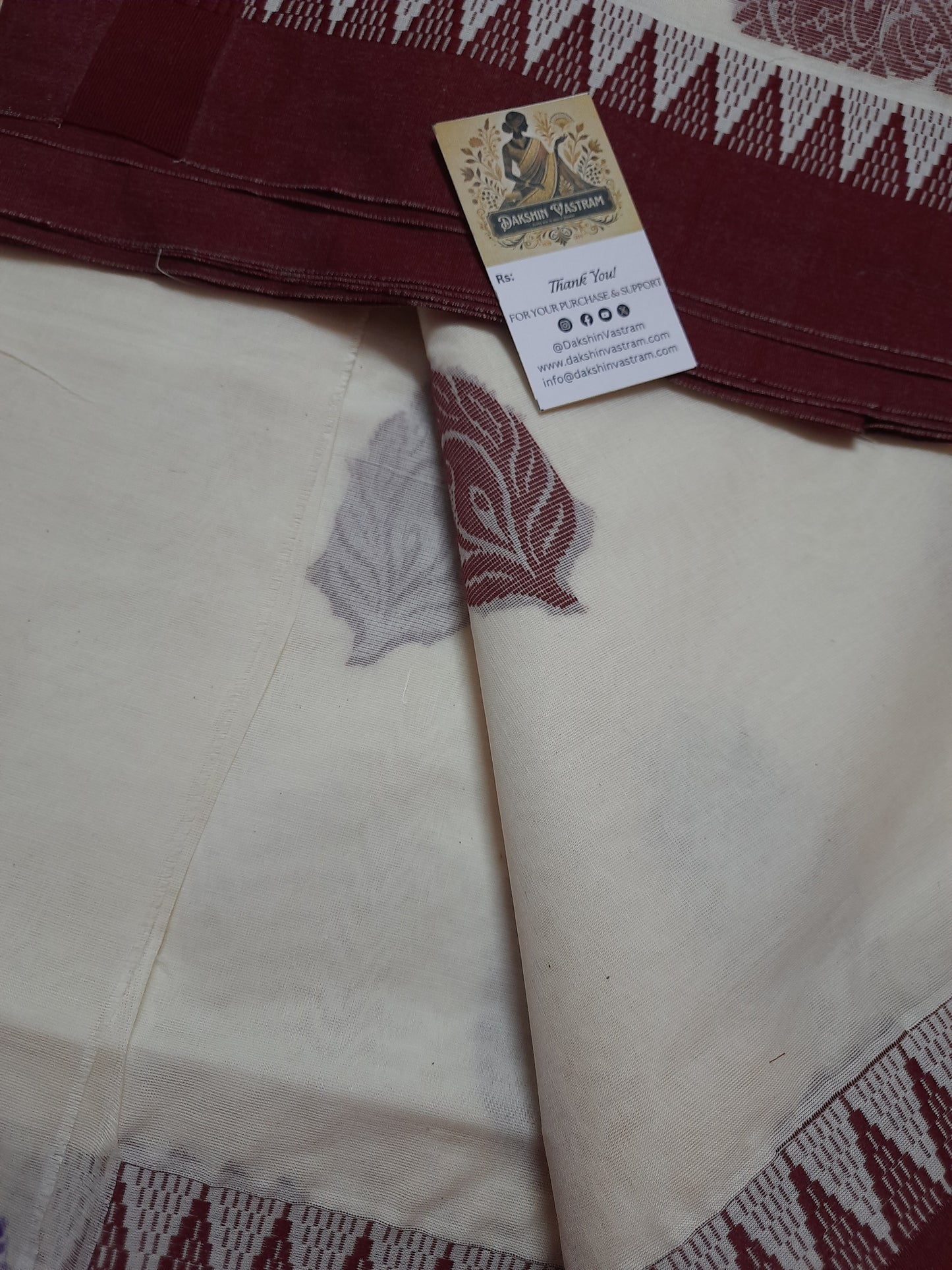 Kasavu Saree | Soft, organic cotton using traditional handloom techniques