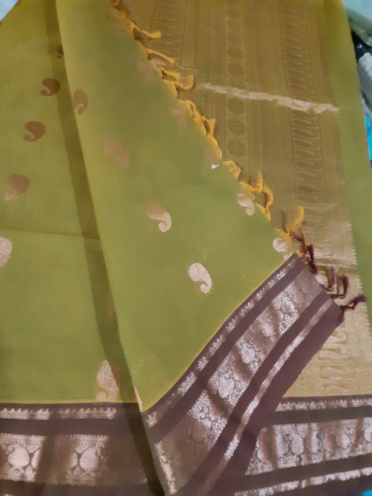 Rear view of Handloom Copper Zari highlighting smooth, sustainable fabric