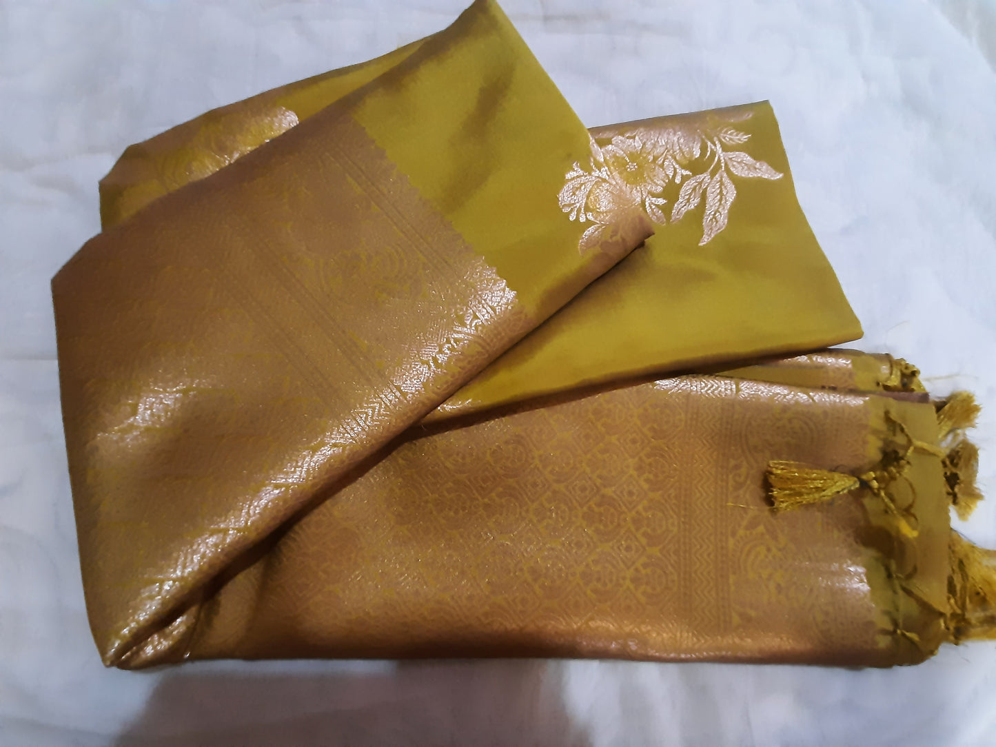 Full view of Semi Silk Saree with smooth, eco-friendly craftsmanship