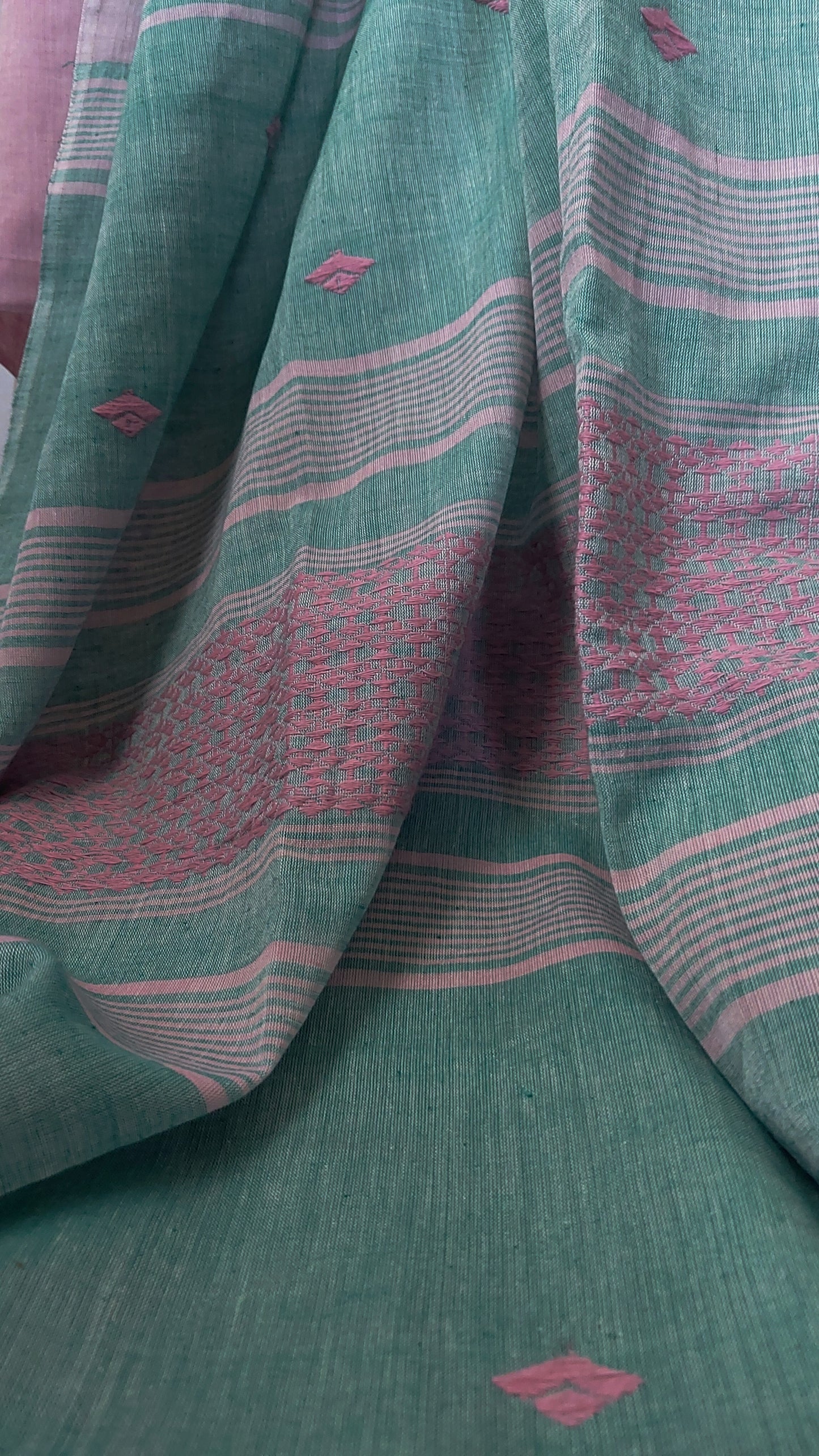 Buy Chandrika Saree online – Chandrika Assam Cotton Saree full view