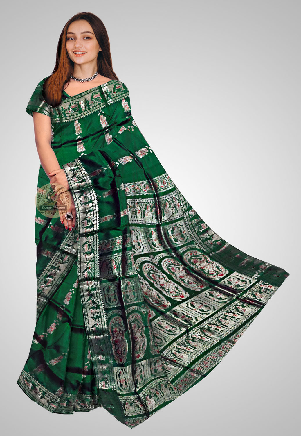 Handloom Swarnachari silk saree with stunning golden motifs