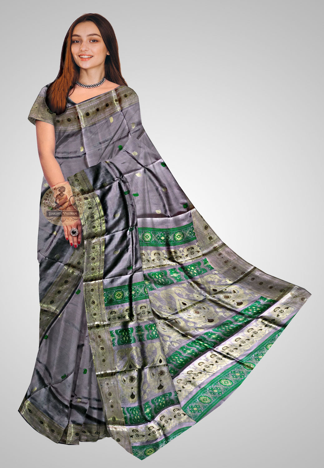 Buy Handloom Swarnachari Pure Silk Saree online – front view