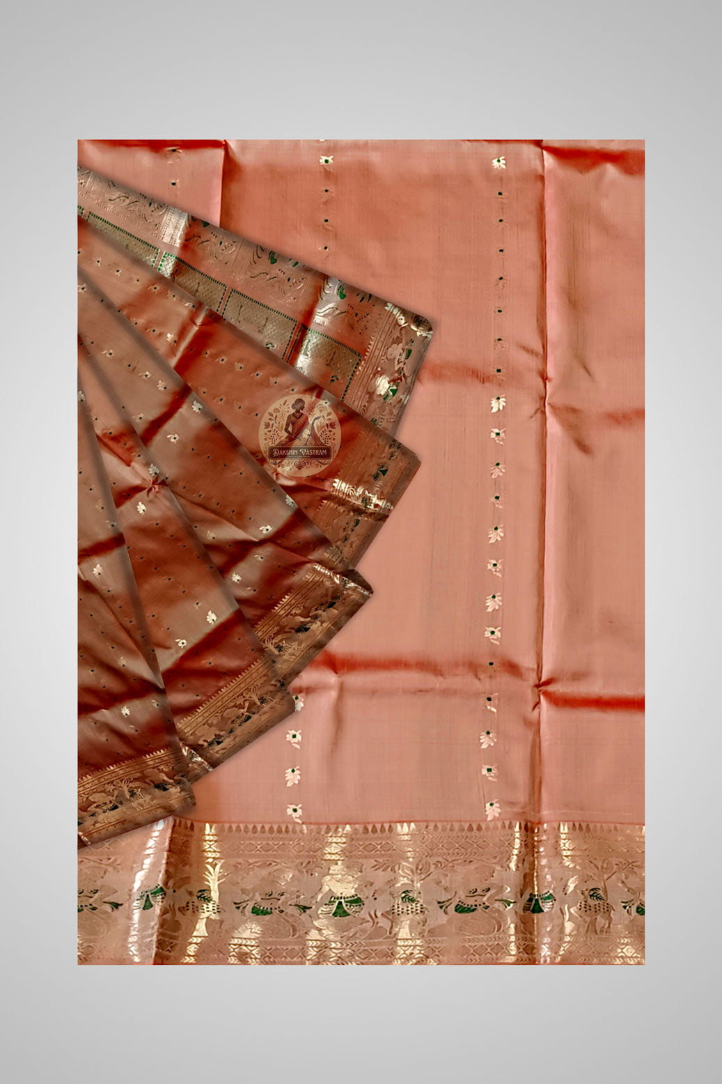 Buy Indian Swarnachari Saree – Handwoven silk texture close-up