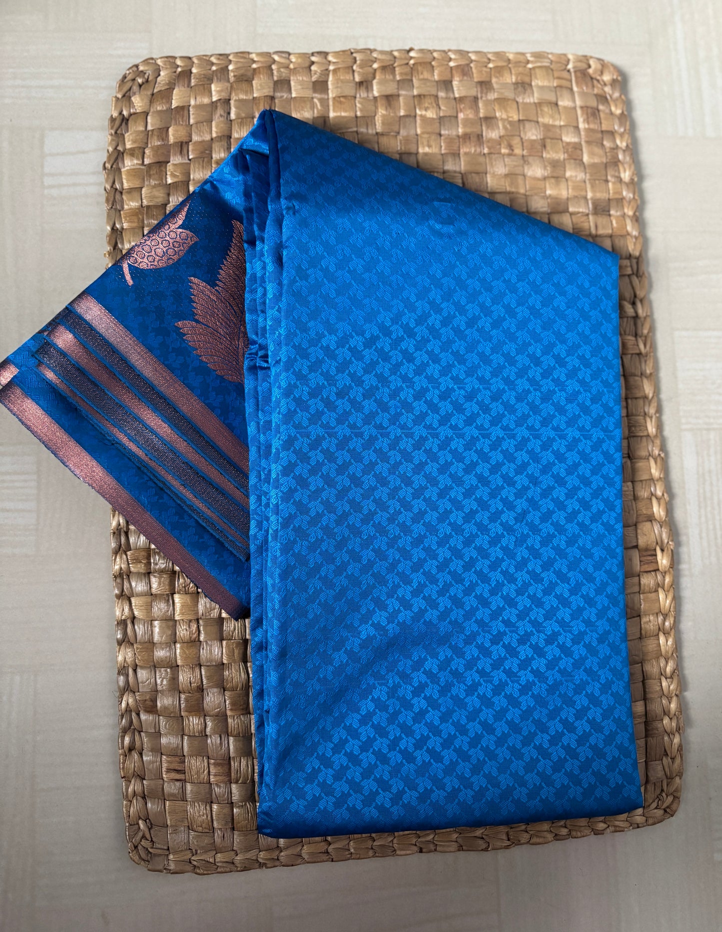 Buy Soft Art Silk Saree online – Soft Art Silk Saree rear view