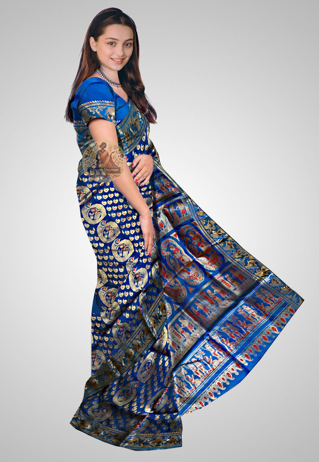 Buy Handloom Swarnachari Silk Saree online – side view