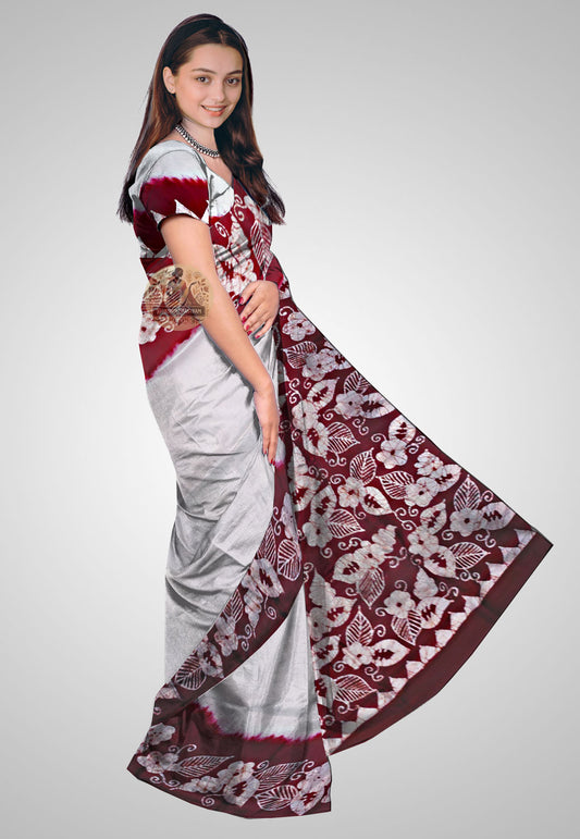 Shop Indian Saree Online – Side profile highlighting elegant pleats