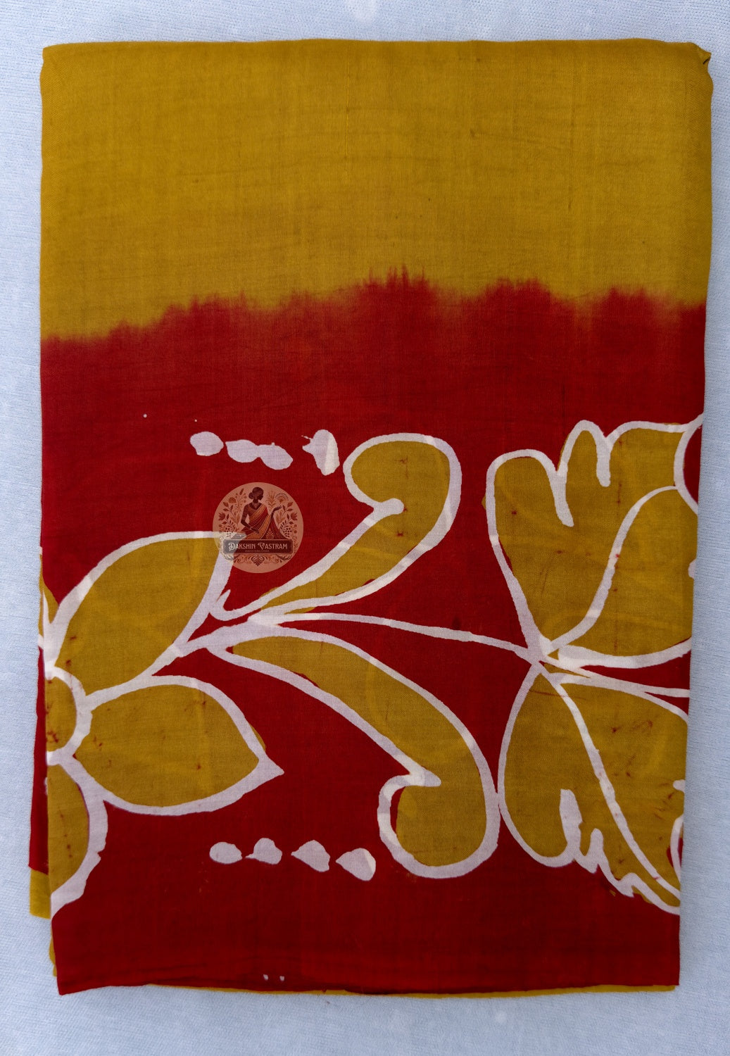 Full flat-lay of premium Bishnupur Katan Silk Saree in rare Bengal handloom weave — complete pallu, woven border and silk body, a quiet luxury heirloom from Dakshin Vastram