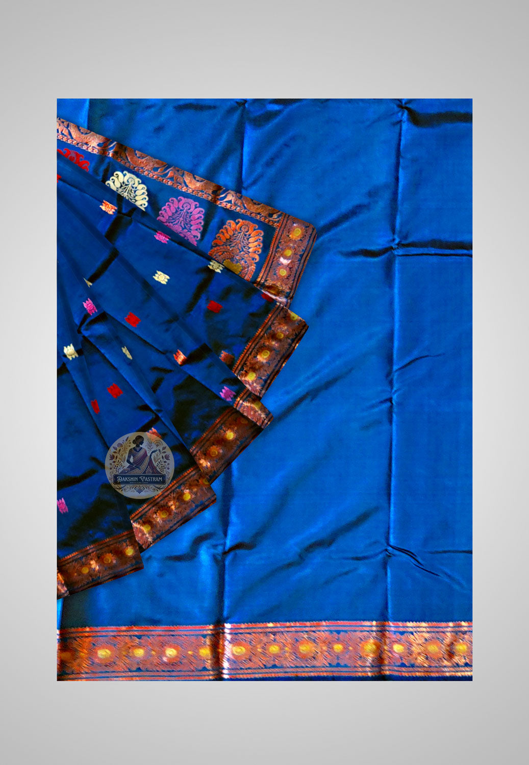 Buy Swarnachari Silk Saree online – saree close-up view