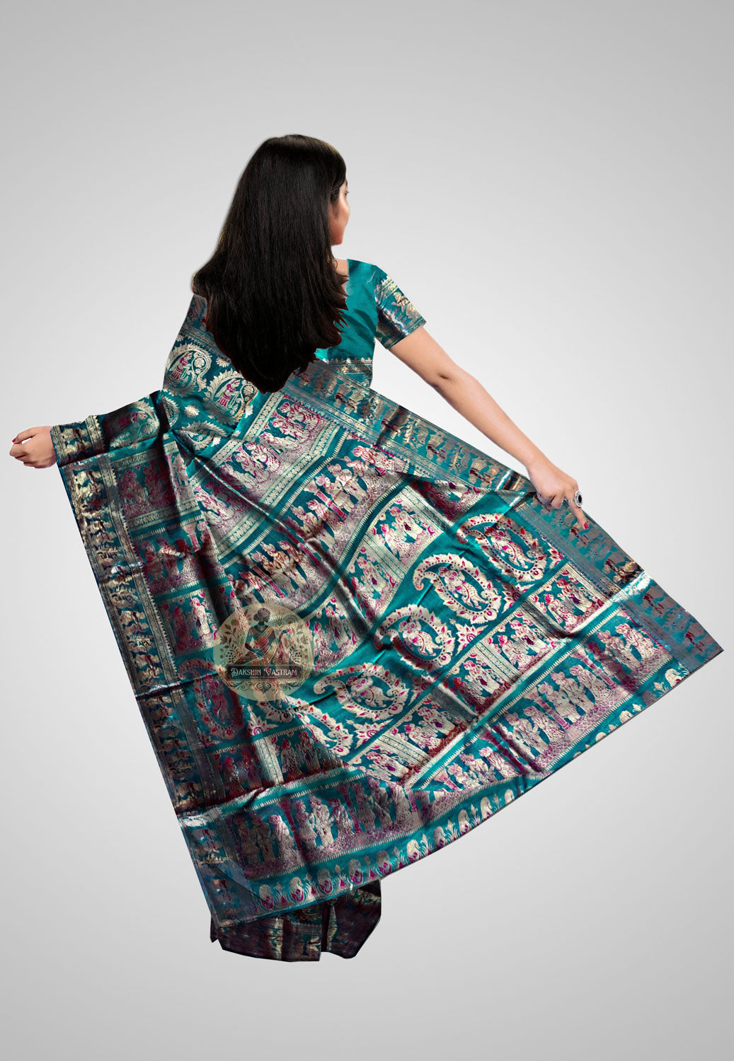 Buy Handloom Swarnachari Silk Saree online – rear view