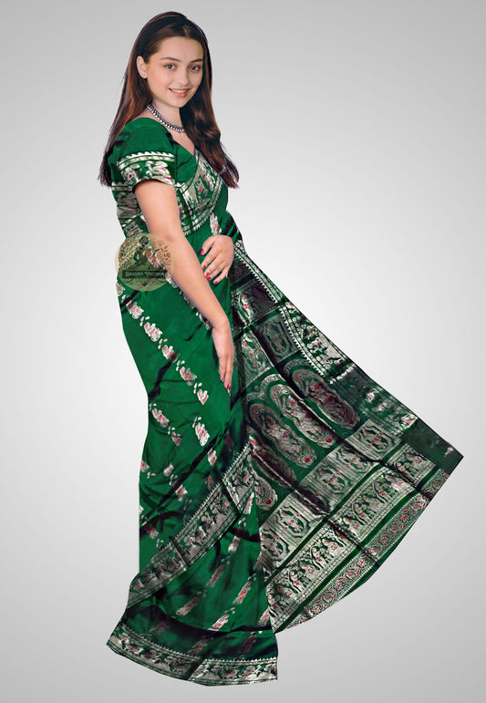 Luxurious silk saree with refined craftsmanship and elegance