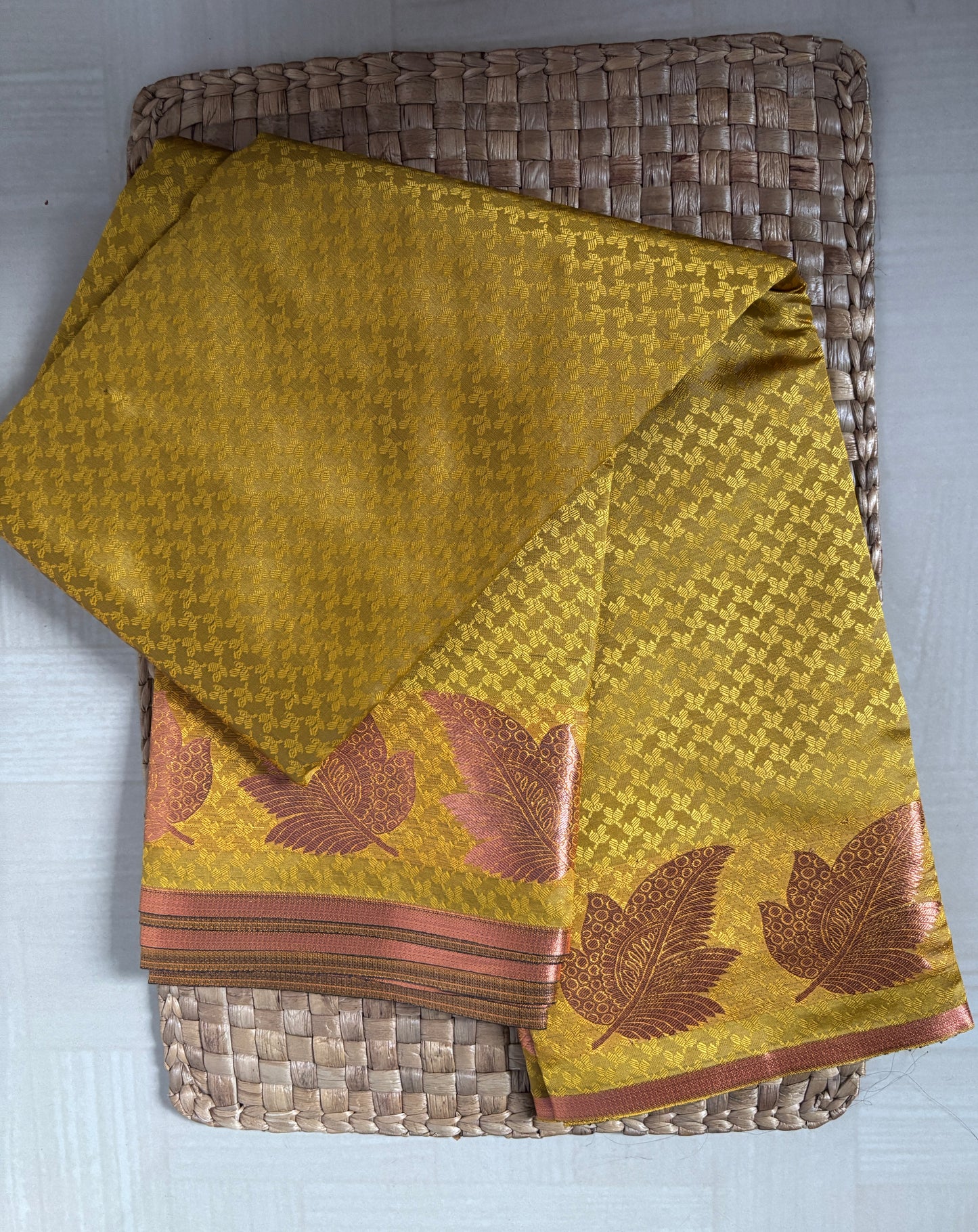 Buy Soft Art Silk Saree online – Elegant Soft Art Silk Saree rear view