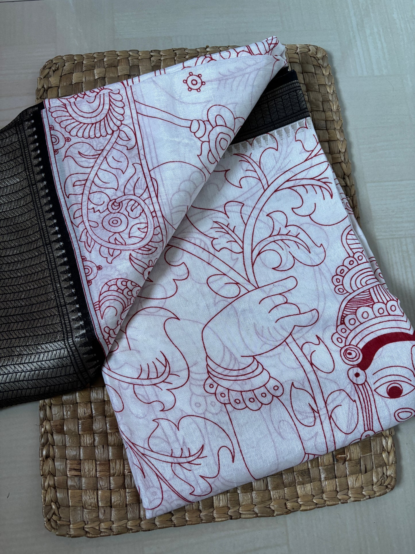 Buy Dola Silk Saree online – White Dola Silk Saree rear view