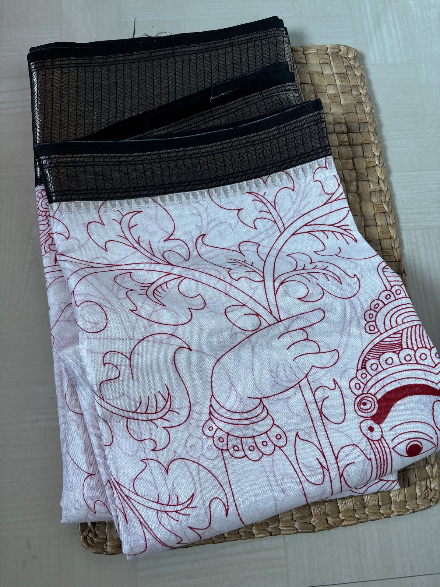 Buy Dola Silk Saree online – White Dola Silk Saree front view
