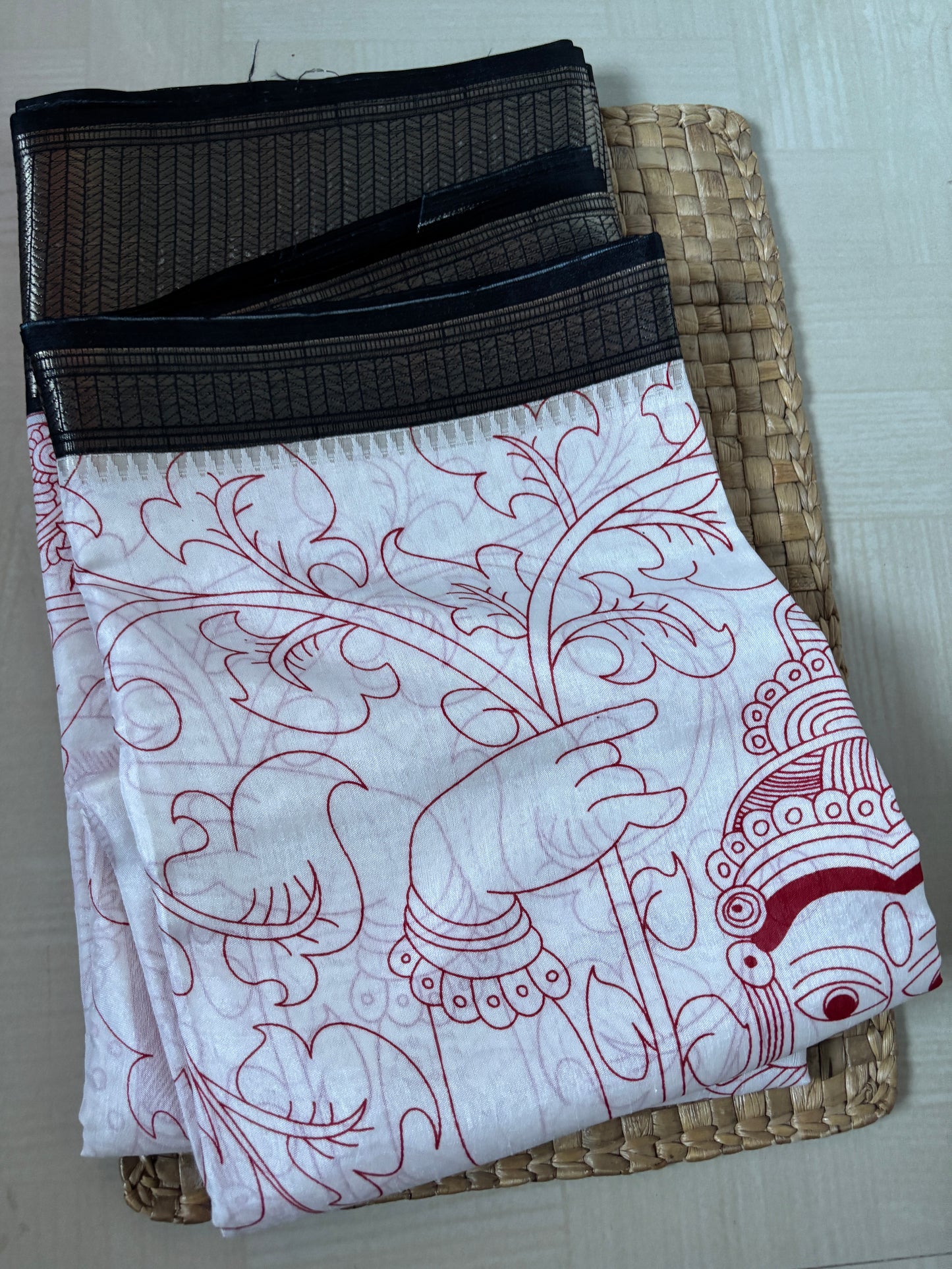 Buy Dola Silk Saree online – White Dola Silk Saree front view