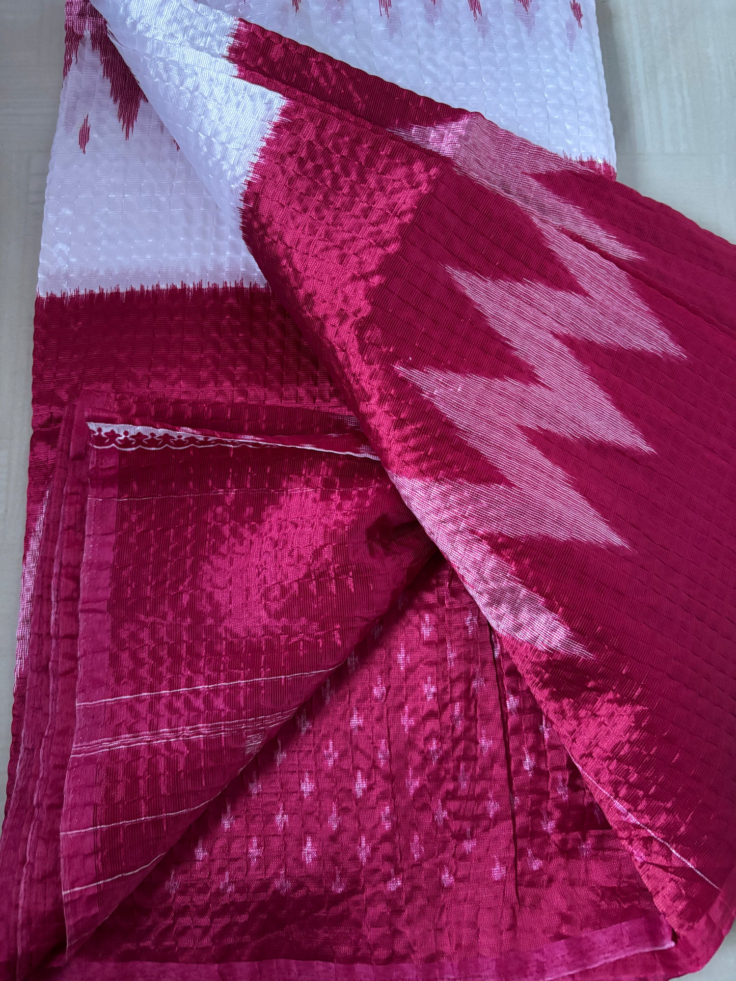 Buy Art Silk Saree online – Pink Art Silk Saree blouse view