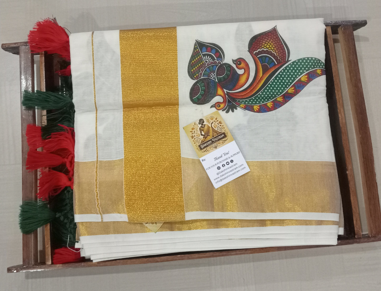 Kasavu Saree | This Kasavu saree is expertly crafted with organic pure cotton for a natural touch and superior quality