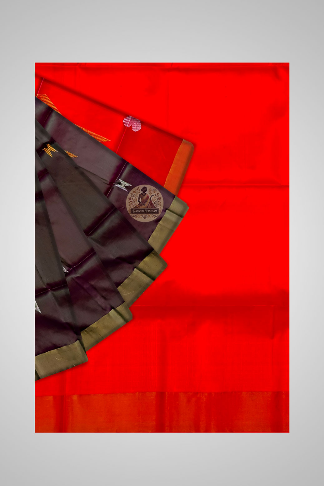 Buy Handloom Silk Saree – Close-up of weave and craftsmanship