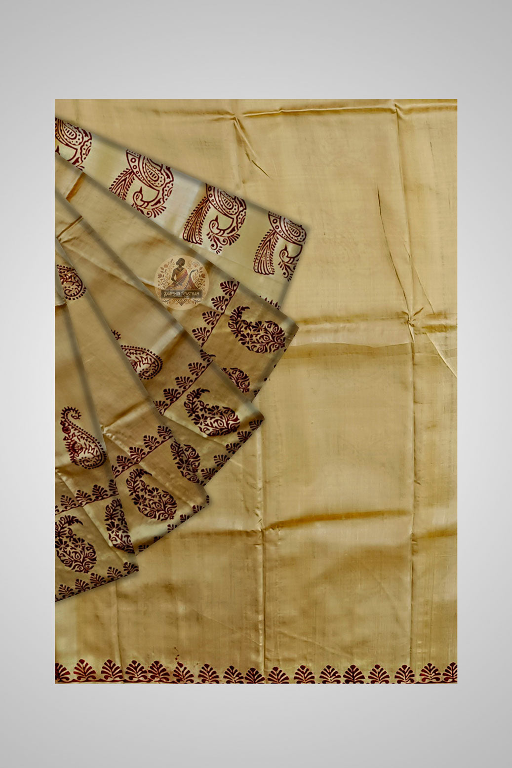 Shop Handloom Saree UK – Weaving detail and texture close-up