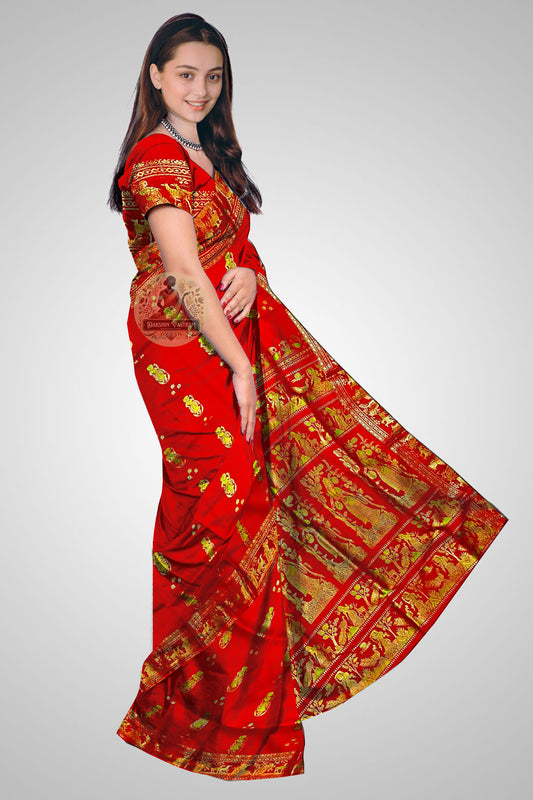 Shop Bengal Swarnachari Saree online – Side view showing elegant pleats