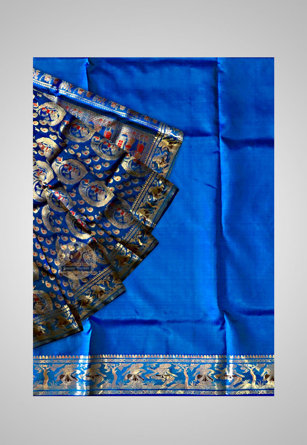 Buy Handloom Swarnachari Silk Saree online – close-up of intricate golden patterns