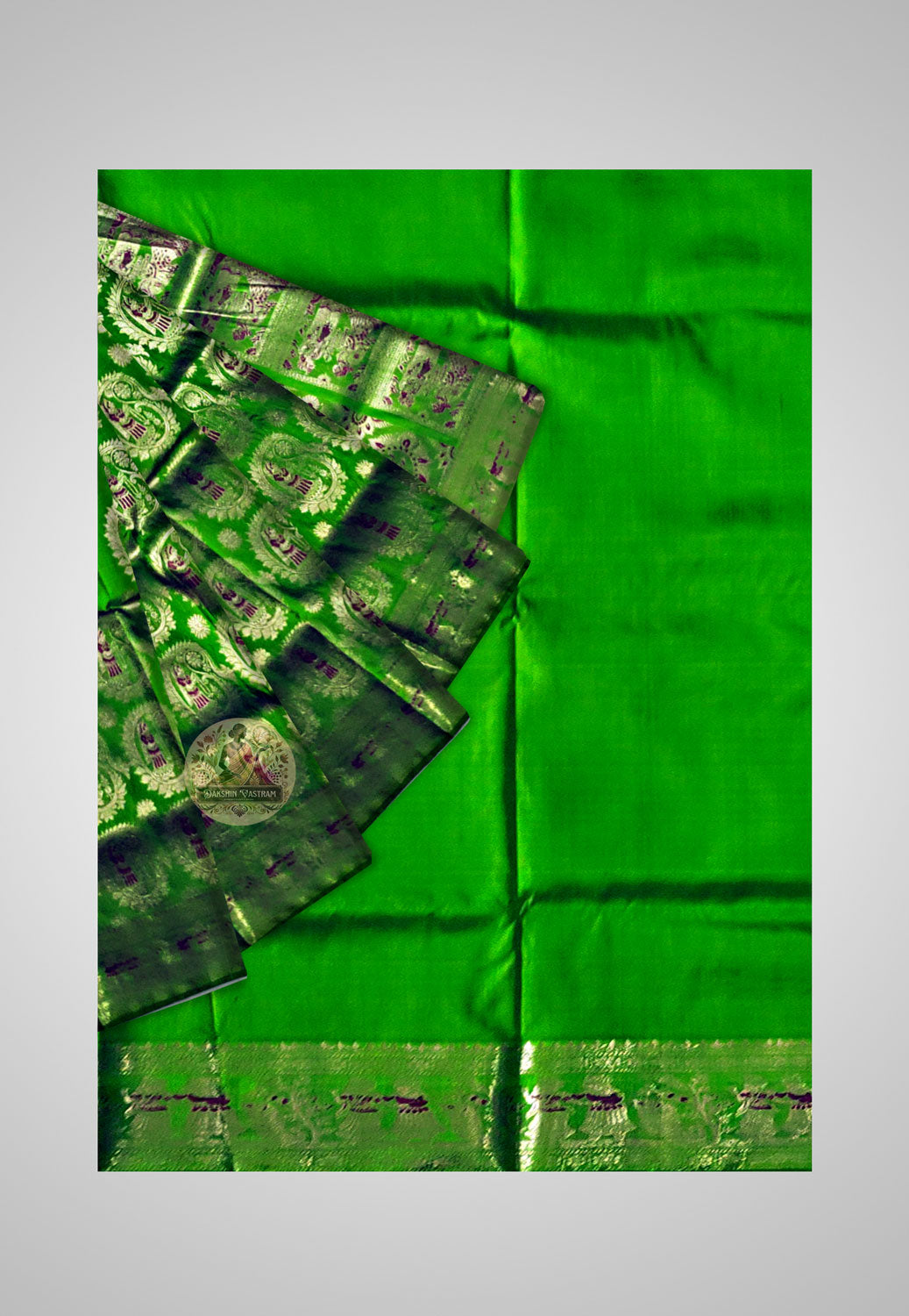 Buy Handloom Swarnachari Pure Silk Saree online – close-up of golden motifs