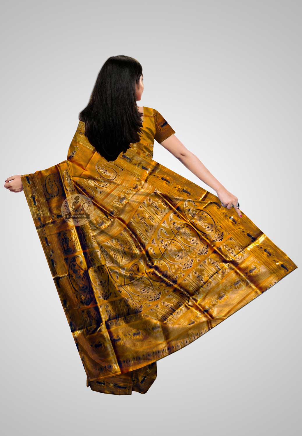 Luxurious traditional silk saree with exquisite craftsmanship