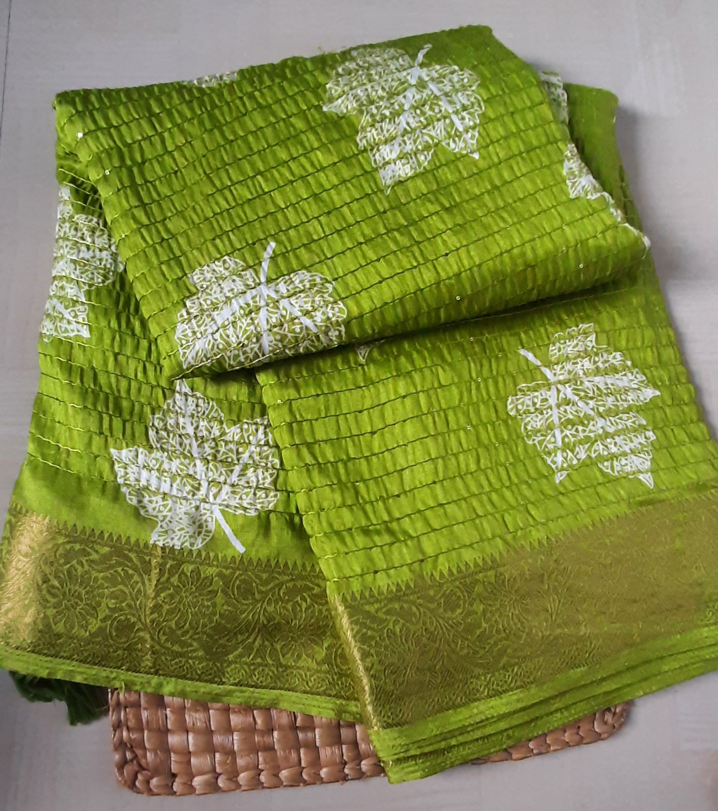 Buy South Indian Saree online – Sequins Silk Saree close-up view