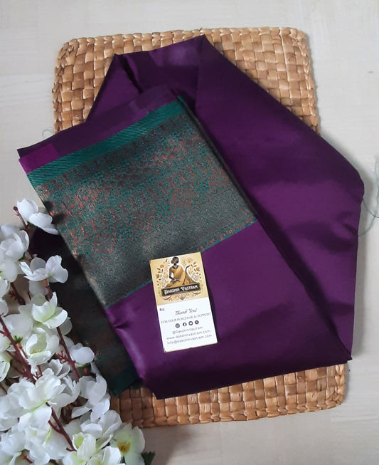 Saree Side View: Side profile of the Mow Silk Saree draped gracefully with a lustrous, timeless shine.