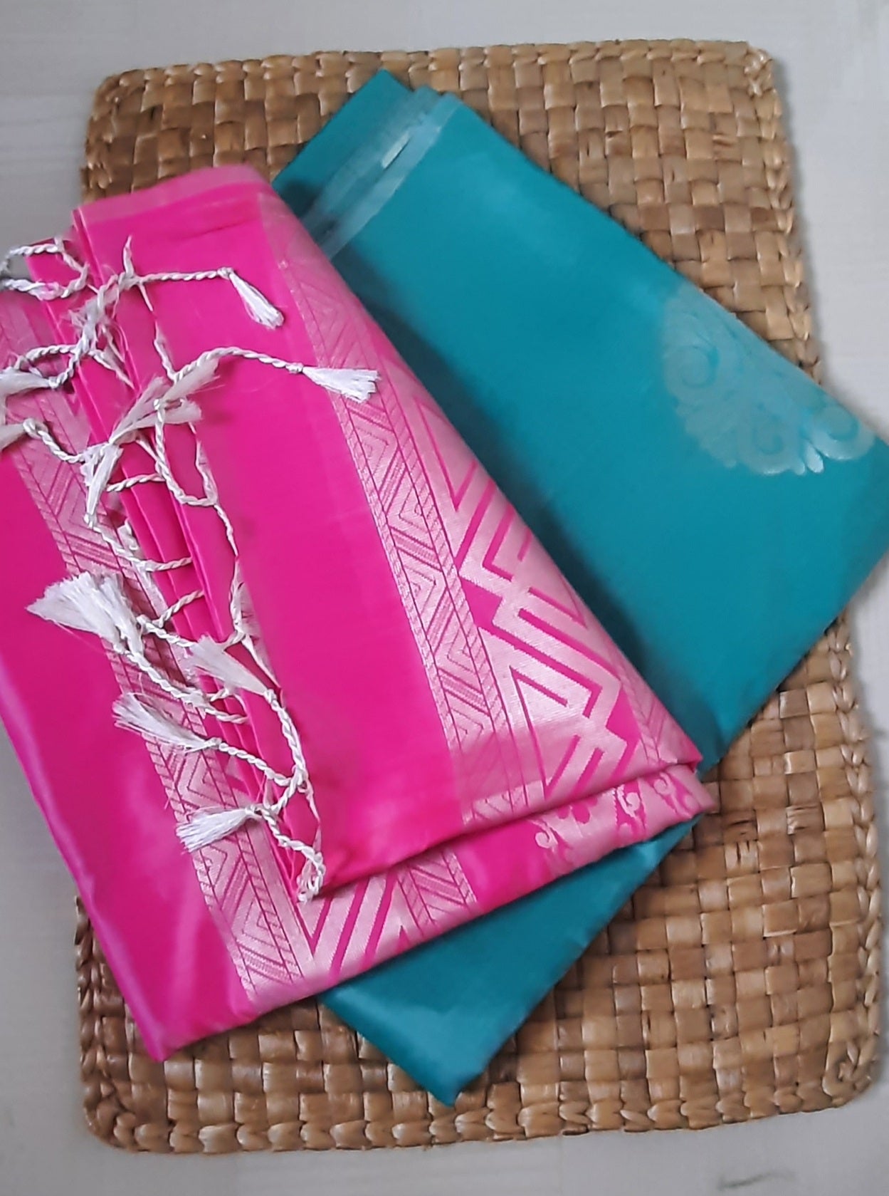 Buy South Indian Saree online – Semi Silk Saree back view