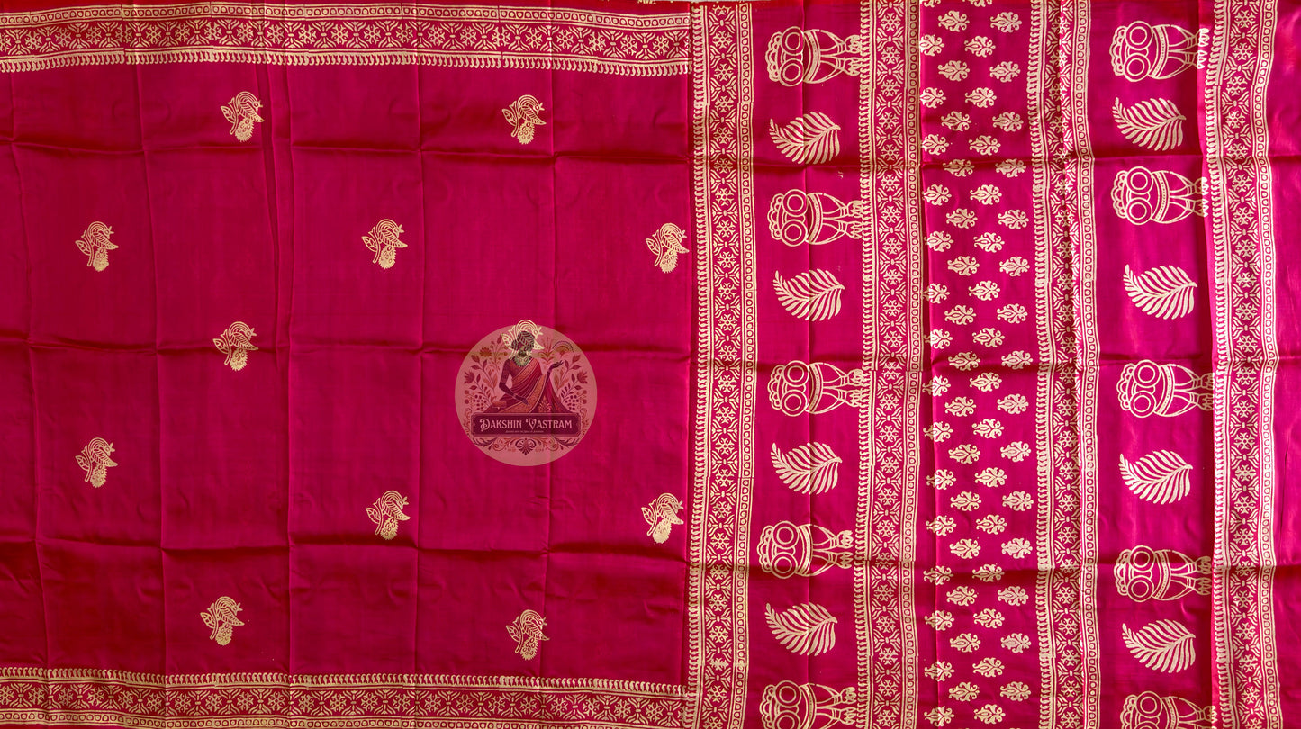 Macro close-up of individual hand-stamped block print motif on Bishnupur Silk Saree by Dakshin Vastram, each impression bearing the signature of the craftsperson's hand — no two exactly alike
