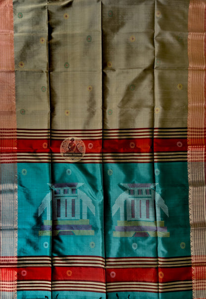 Close-up of handwoven interlaced diamond border with zari peepal leaf buti detail on Bishnupur Katan Silk Saree