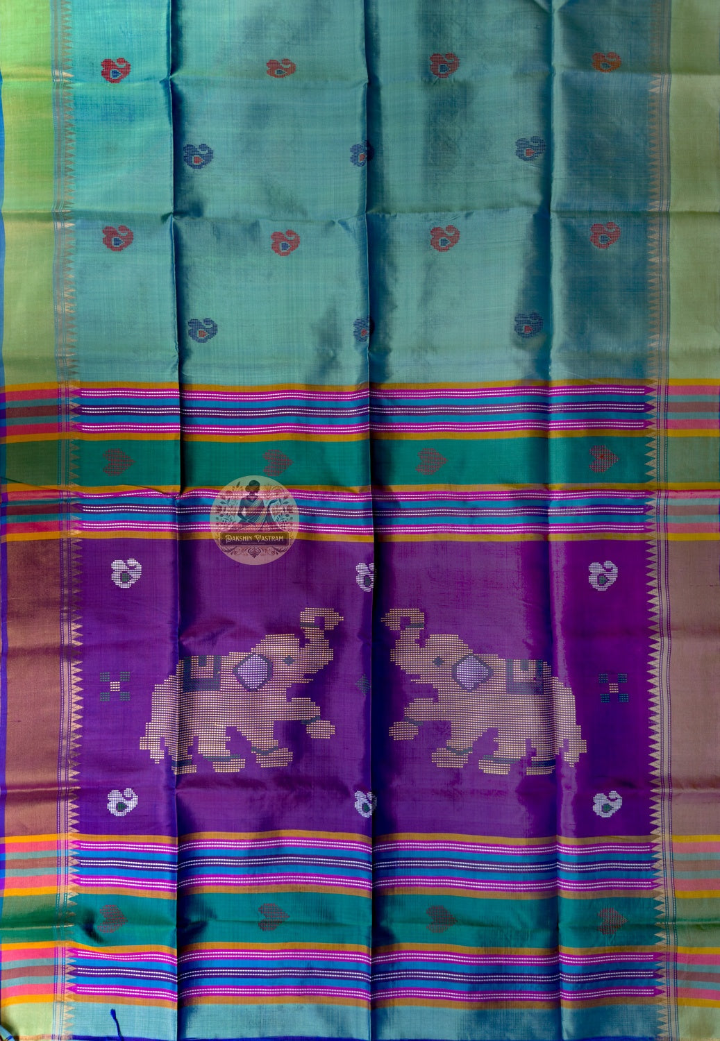 Close-up of master-woven arc lattice border with zari champak flower buti detail on Bishnupur Katan Silk Saree