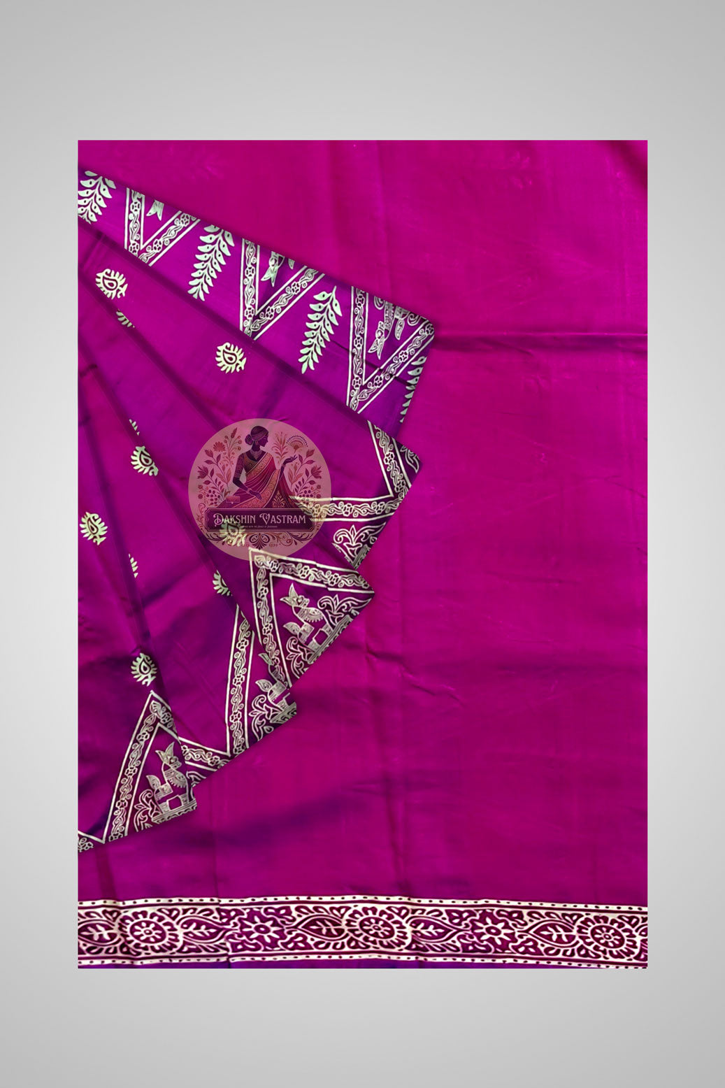 Pure Handloom Saree Online – Close-up of intricate zari and weave texture