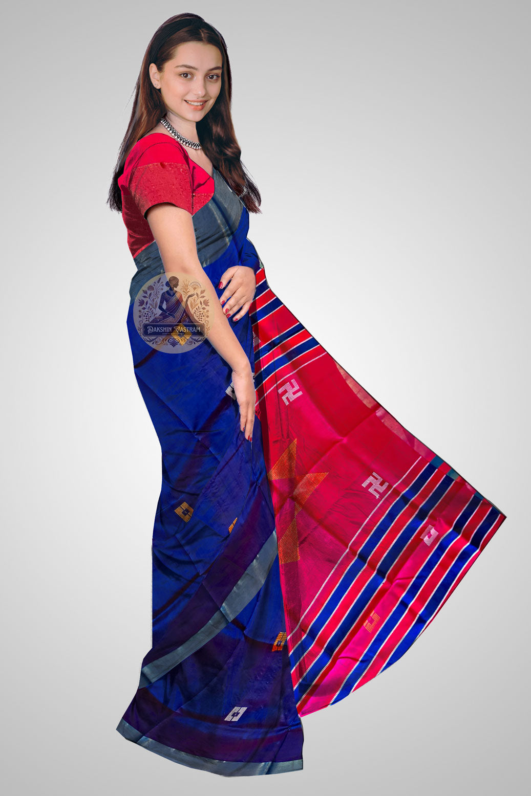 Shop Kalakshetra Saree online – Side profile of pure silk drape