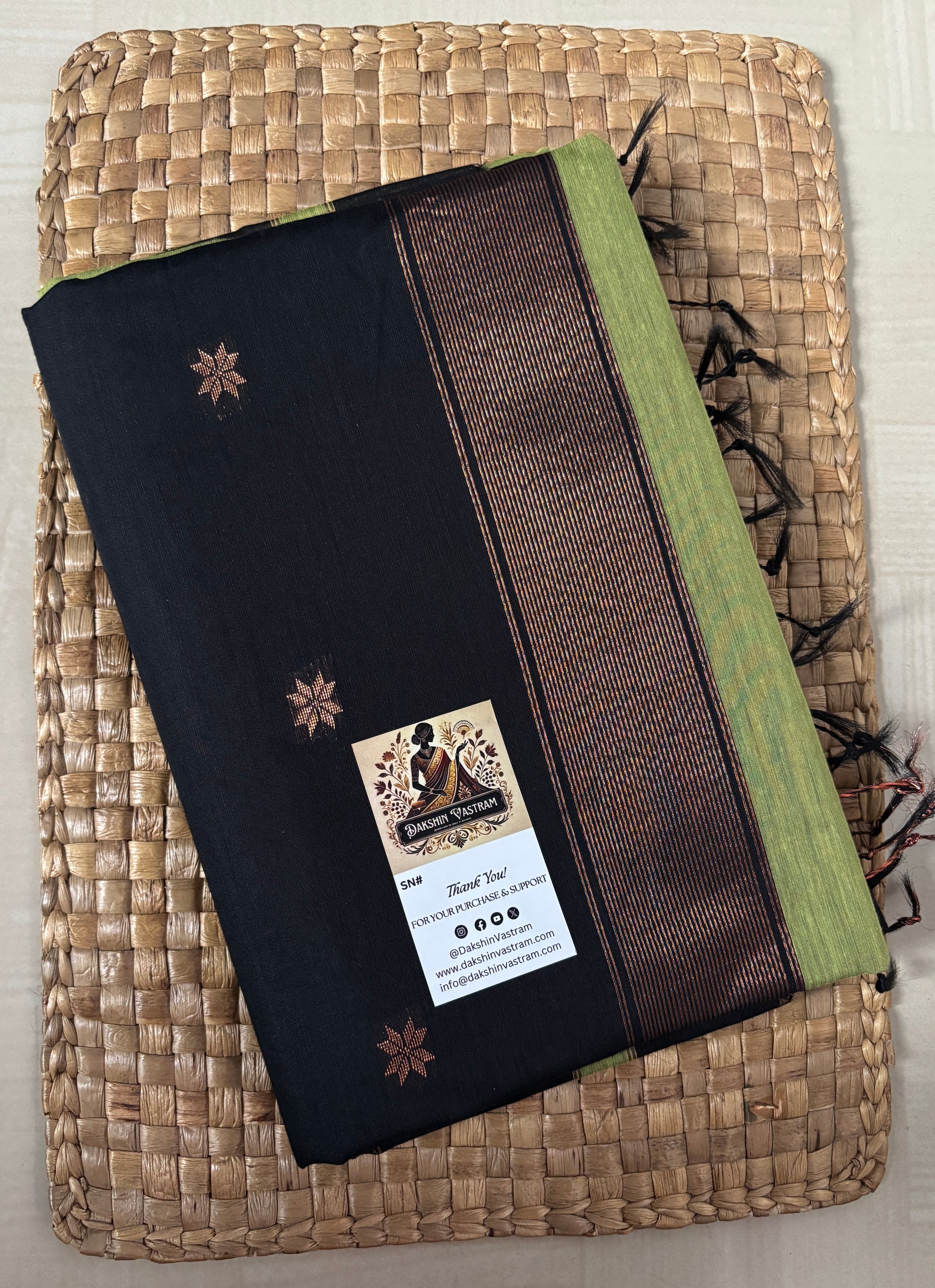 Buy Cotton Blend Saree online – Timeless Cotton Blend Saree blouse piece