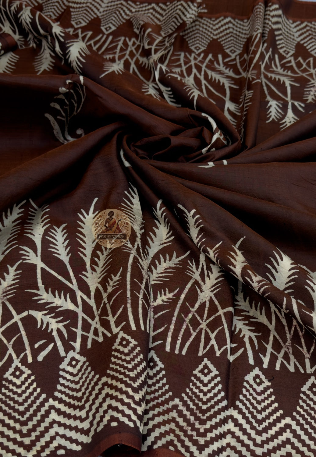 Back view of unstitched blouse piece included with Bishnupur Katan Silk Saree, showcasing fine handloom weave and traditional Bengal craftsmanship