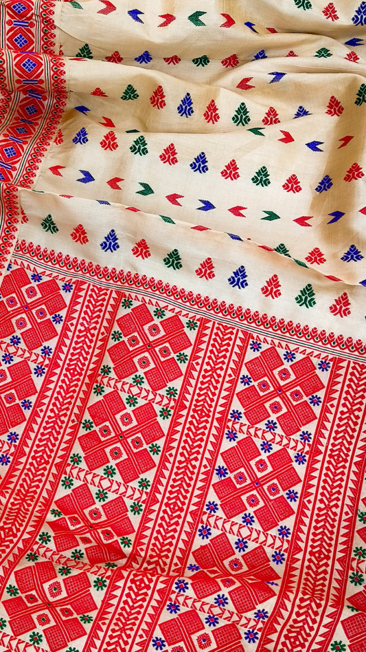 Buy Assam Tussar silk saree online – front view textured drape