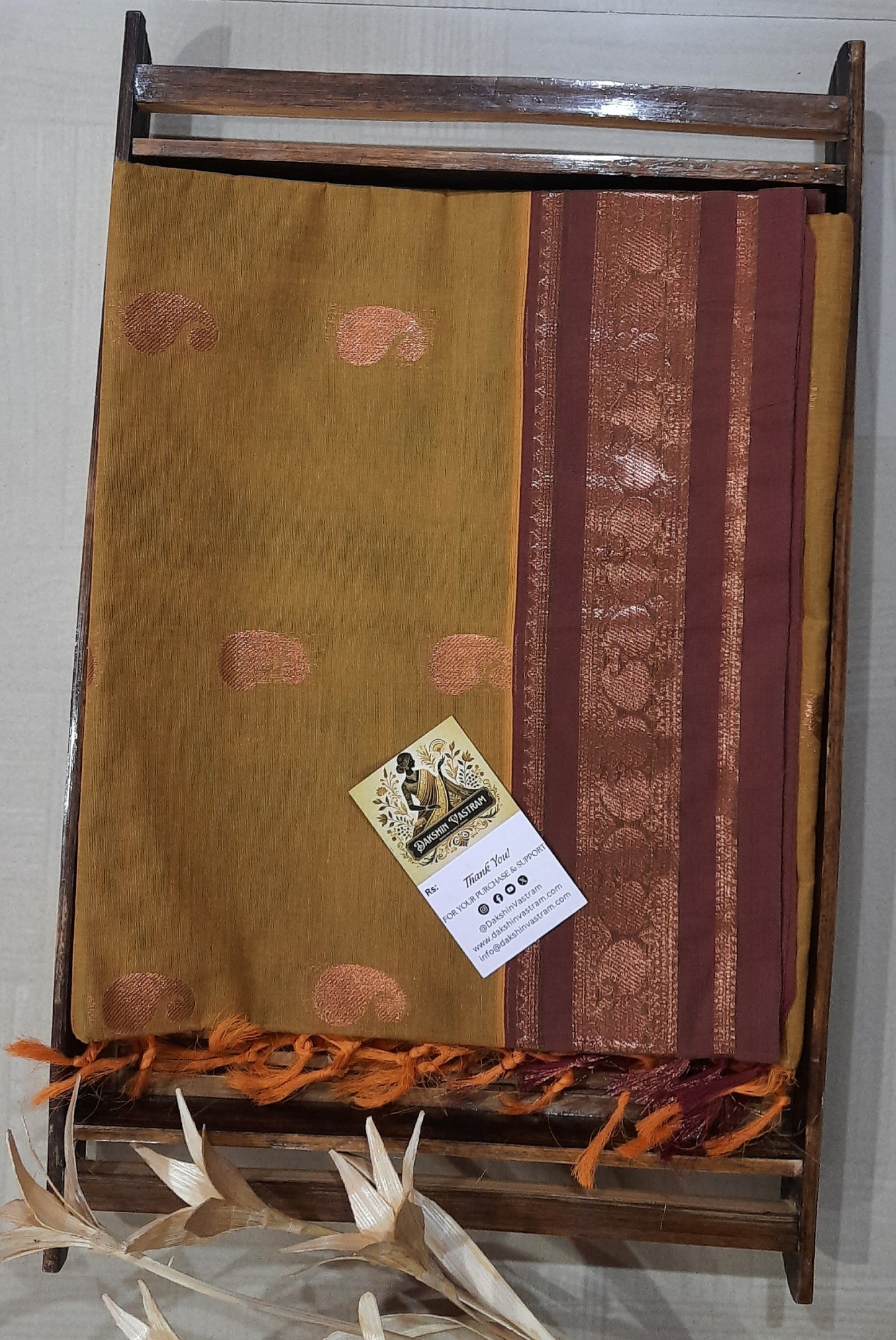 Handloom Copper Zari | Made from organic materials for a natural touch