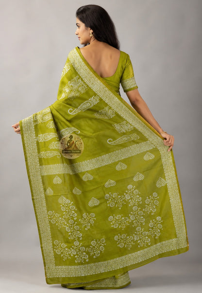 Rear view of Bishnupur Silk Saree displaying the richly woven pallu with intricate terracotta temple-inspired motifs handwoven by artisans of Bishnupur, West Bengal