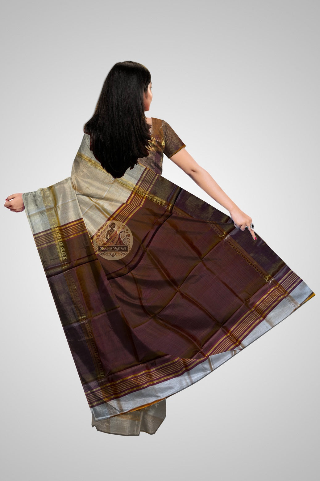 Intricate pallu of Bishnupuri Pure Katan Silk saree – classical Bengal motifs woven with sharp precision in contrasting silk