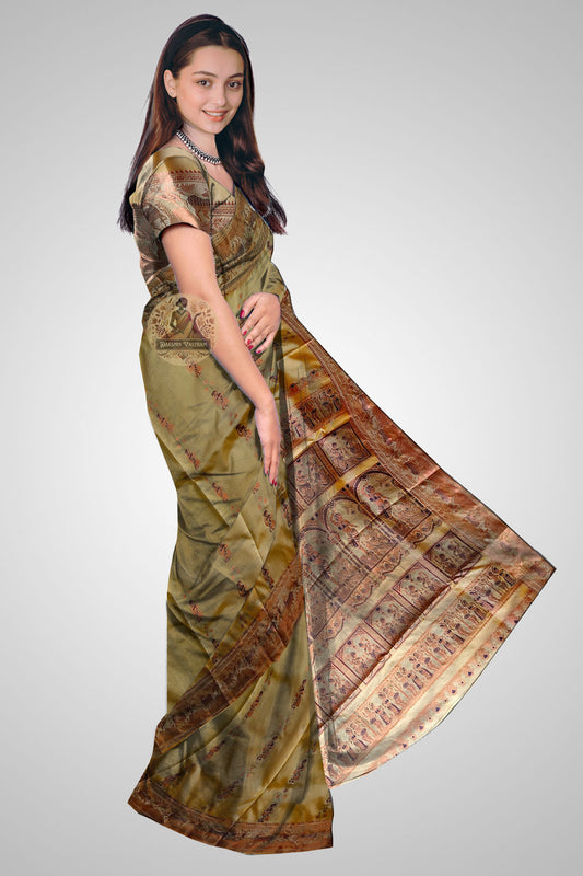 Shop Swarnachari Pure Silk Saree online – Side profile showing pleats and handloom design