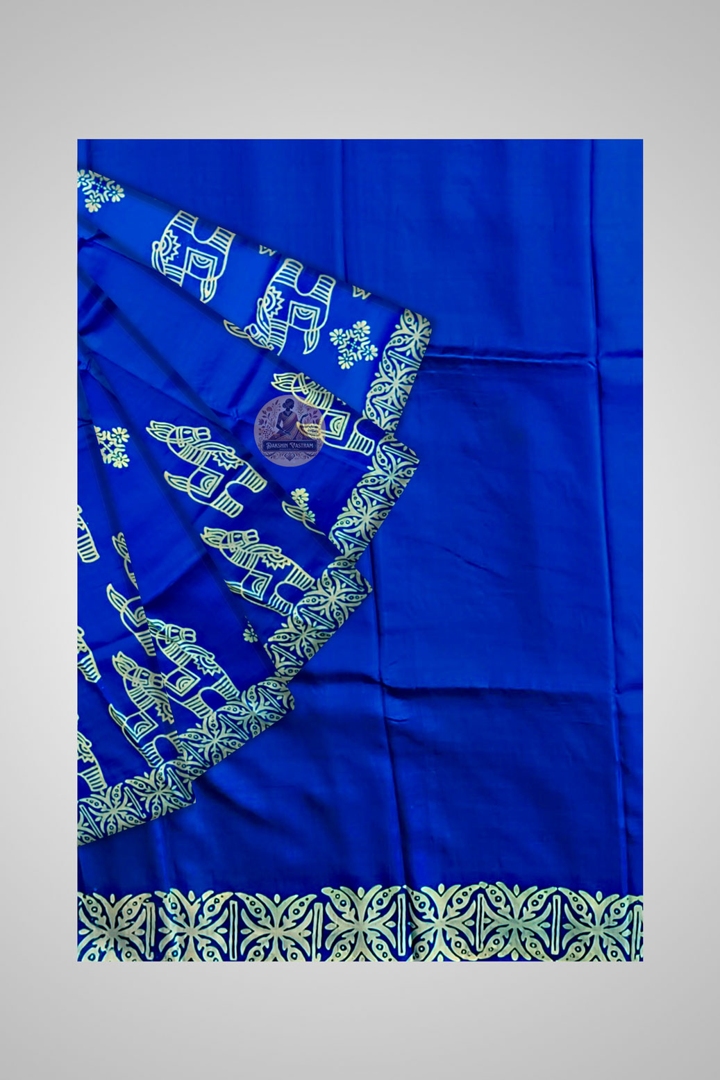 Buy Indian Silk Saree UK – Close-up of fine weaving details