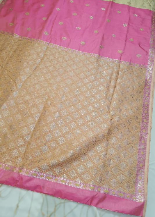 Shop Assam Silk Saree online – Side profile showcasing woven border