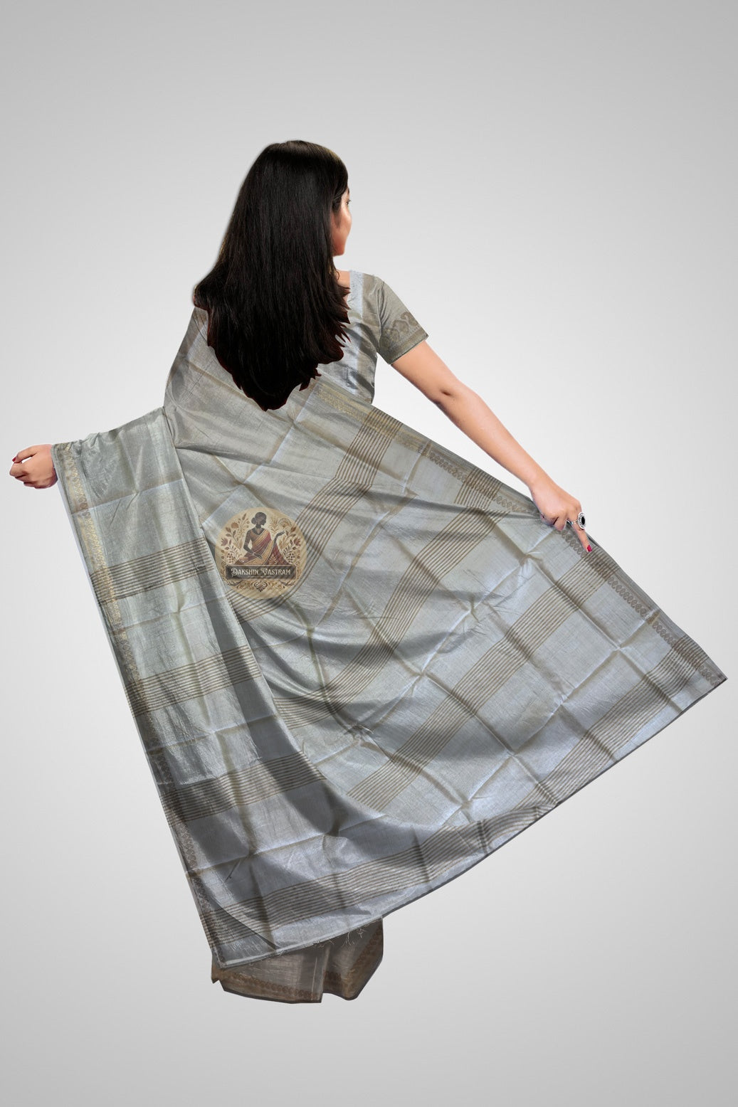 Detailed pallu of handwoven Bishnupur silk saree with classical Bengal folk motifs in contrasting silk thread
