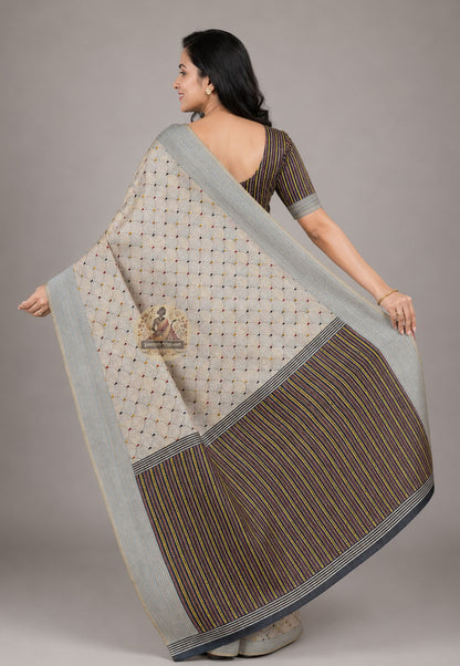 Rear view of Bishnupur Kantha stitch silk saree with pallu draped over the shoulder showing embroidery