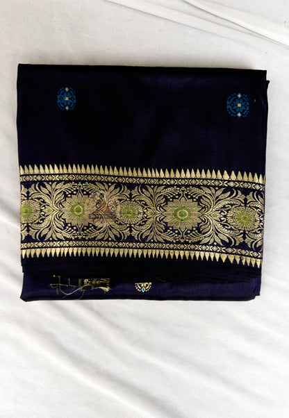 Close-up of master-woven Lakshmi on lotus throne in pallu of Baluchari Silk Saree, supplementary weft Bengal
