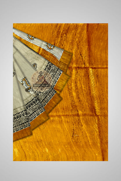 Order Tussar Saree for festivals – Close-up of saree texture