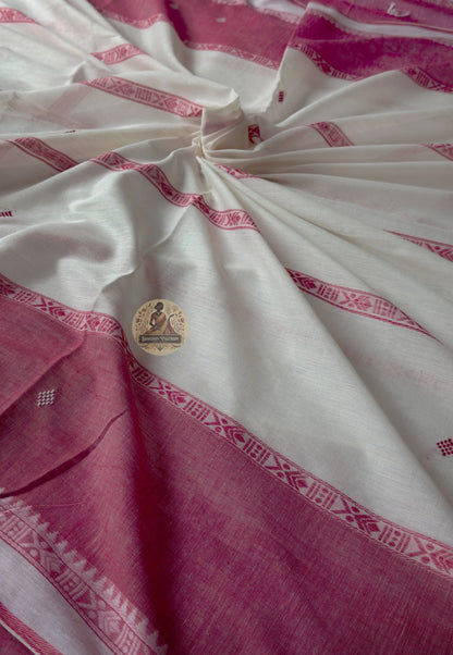 Styling detail of cotton blouse paired with West Bengal handloom pure cotton saree