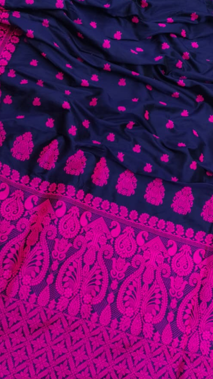 Buy Assam Mulberry Silk Saree – Rear view with pallu detailing